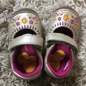 Stride Rite Girls Shoes